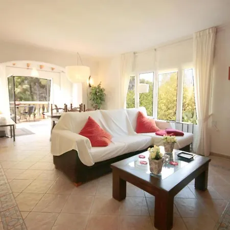 Villa Villa- Amaya