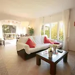 Villa Villa- Amaya
